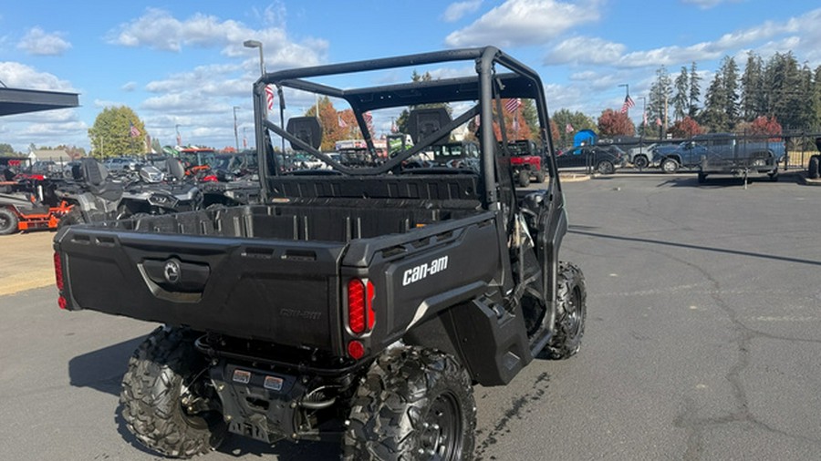 2026 Can-AM Defender HD7