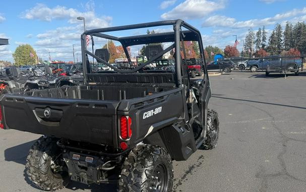 2026 Can-AM Defender HD7
