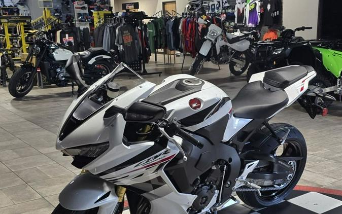 2027 Honda® CBR1000RR
