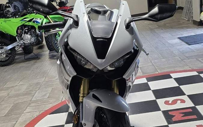 2027 Honda® CBR1000RR