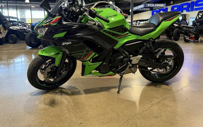 2023 Kawasaki Ninja 650 KRT Edition