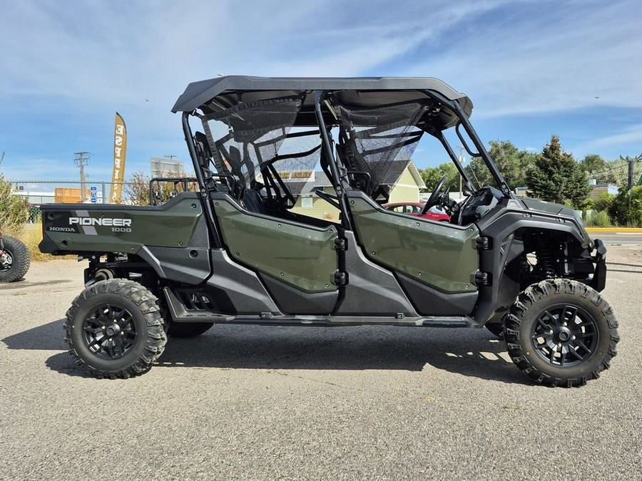 2025 Honda® Pioneer 1000-6 Deluxe Crew