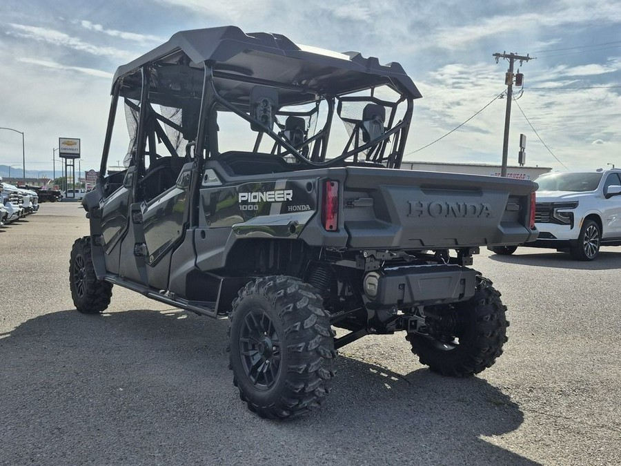 2025 Honda® Pioneer 1000-6 Deluxe Crew