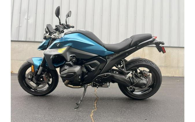 2026 BMW R 1300 R