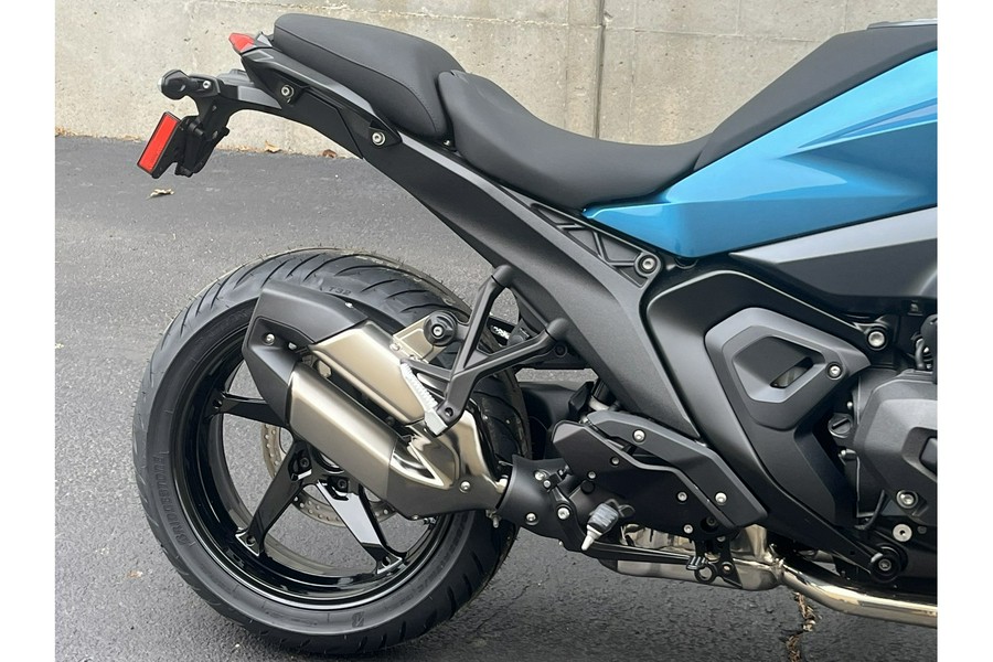 2026 BMW R 1300 R