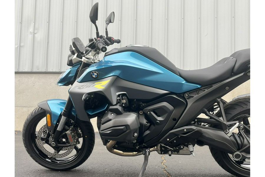 2026 BMW R 1300 R