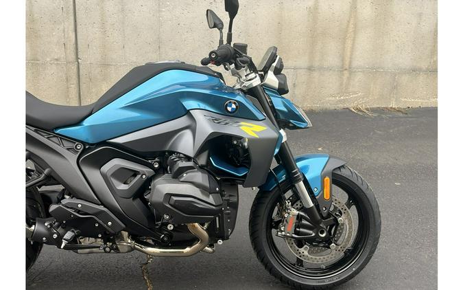 2026 BMW R 1300 R