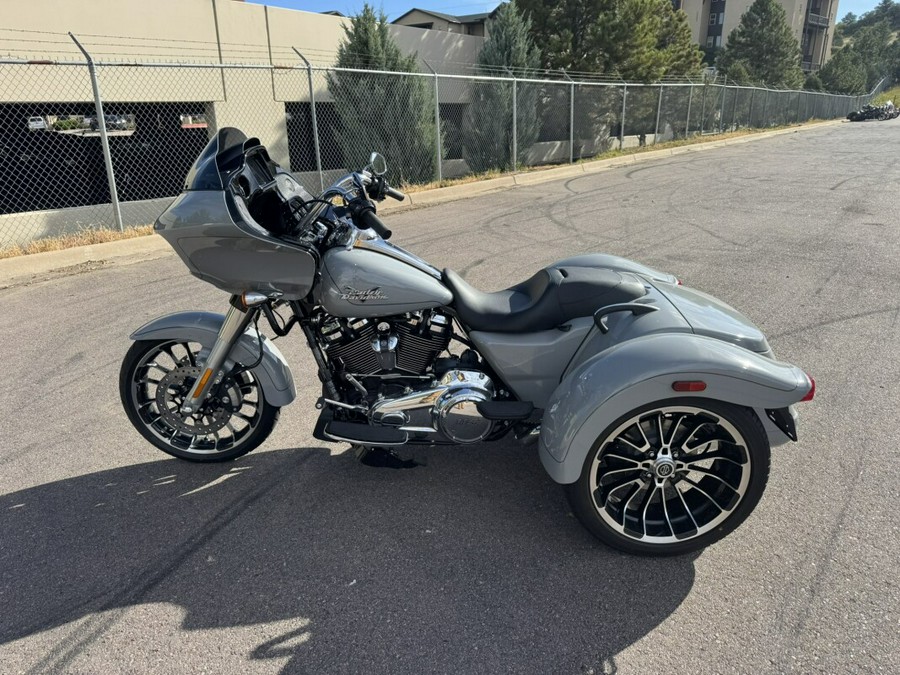 2024 Harley-Davidson® Road Glide® 3