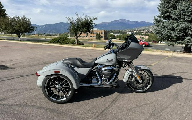 2024 Harley-Davidson® Road Glide® 3