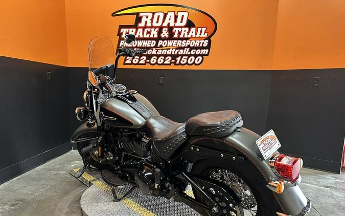 2018 Harley-Davidson® FLHC - Softail® Heritage Classic