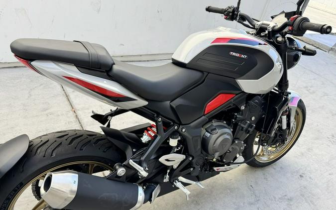 2026 Triumph Trident 800 Ash grey