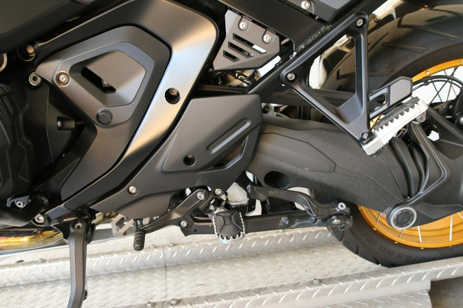 2026 BMW Motorrad R 1300 GS Adventure
