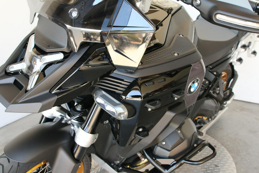 2026 BMW Motorrad R 1300 GS Adventure