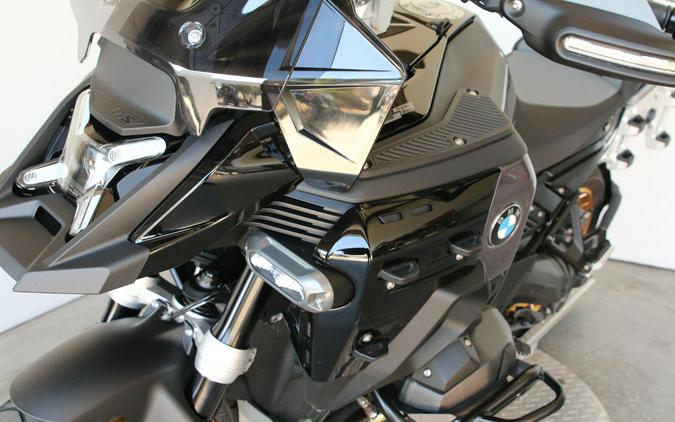 2026 BMW Motorrad R 1300 GS Adventure