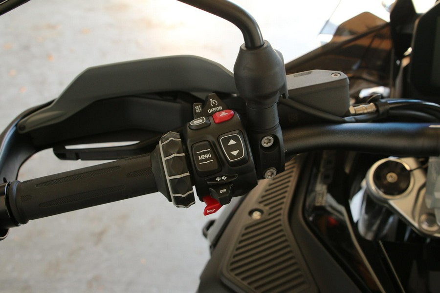 2026 BMW Motorrad R 1300 GS Adventure