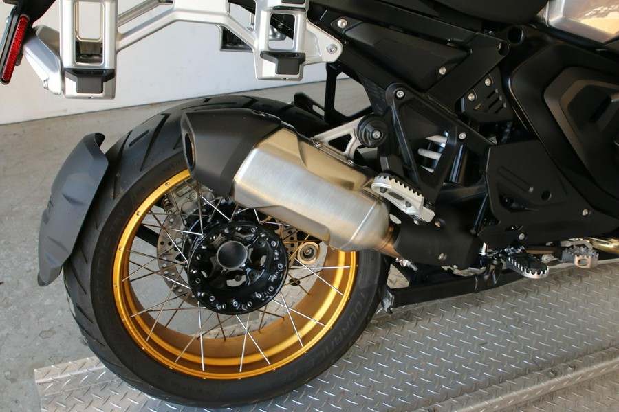 2026 BMW Motorrad R 1300 GS Adventure