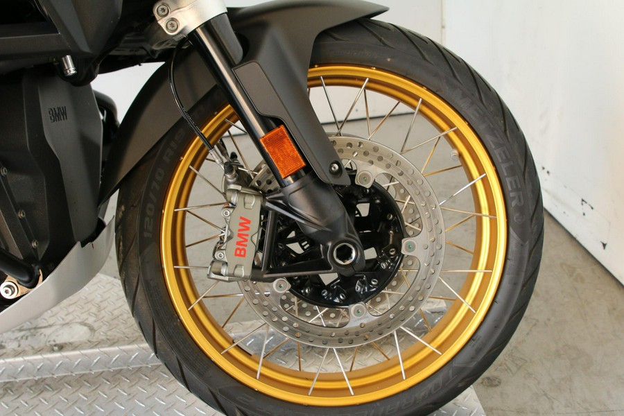 2026 BMW Motorrad R 1300 GS Adventure