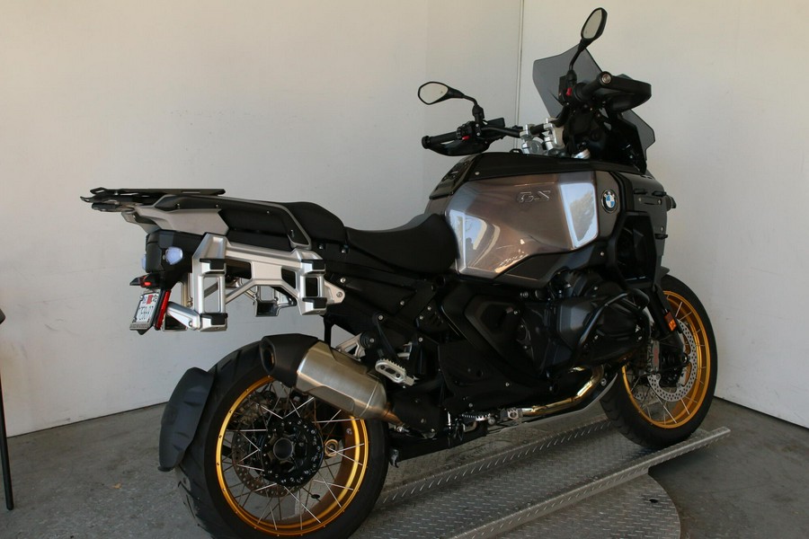 2026 BMW Motorrad R 1300 GS Adventure