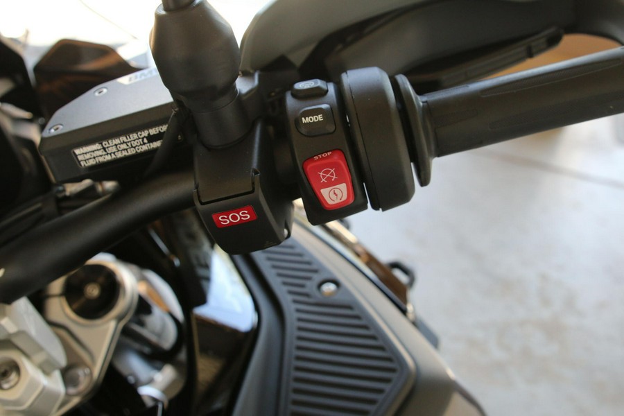 2026 BMW Motorrad R 1300 GS Adventure