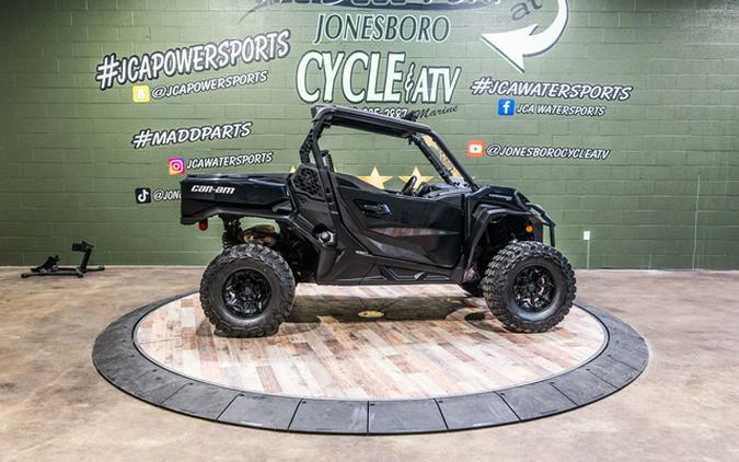 2022 Can-Am Commander XT 700