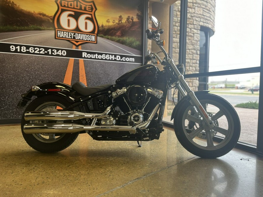 2024 Harley-Davidson Softail Standard Vivid Black