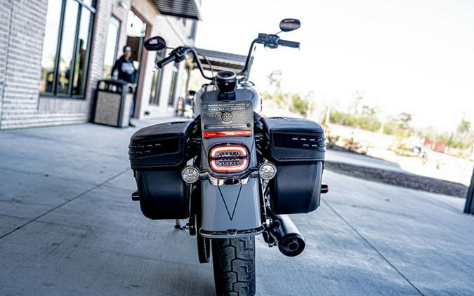 2026 Harley-Davidson Softail FLHC - Heritage Classic