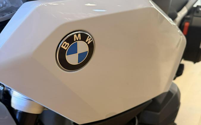 2026 BMW R 1300 RT