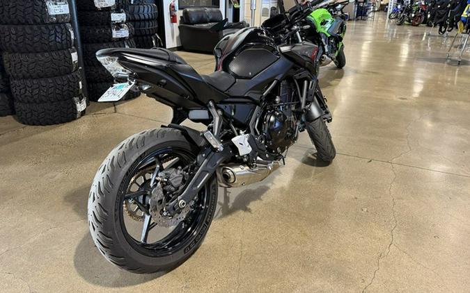 2020 Kawasaki Z650 ABS Metallic Black/Metallic Flat Spark Black