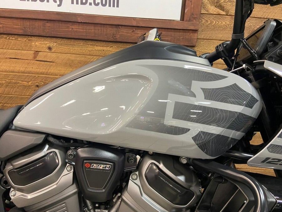 2024 Harley-Davidson® Pan America™ 1250 Billiard Gray RH1250S