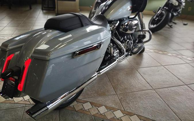 2025 Harley-Davidson® FLTRX - Road Glide®