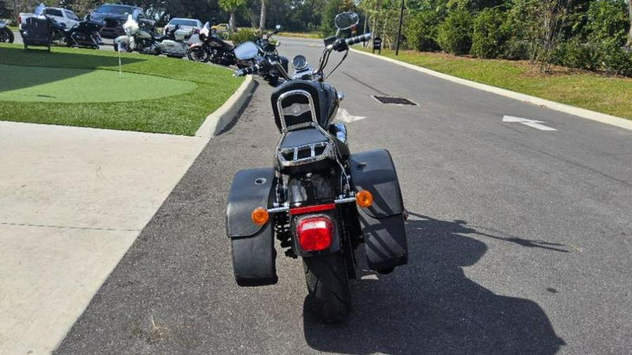 2014 Harley-Davidson® XL1200T - Sportster® SuperLow® 1200T