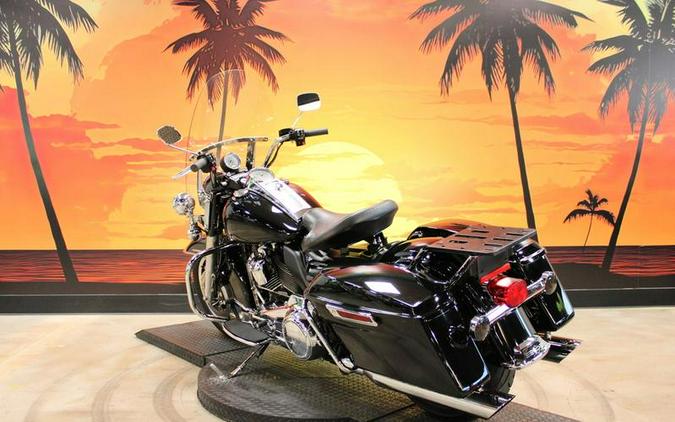 2022 Harley-Davidson® FLHP