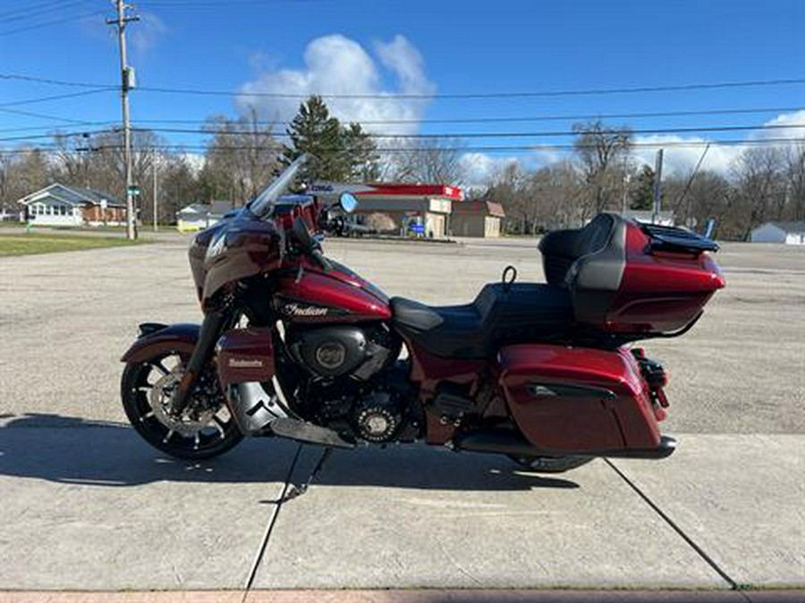 2024 Indian Motorcycle Roadmaster® Dark Horse®