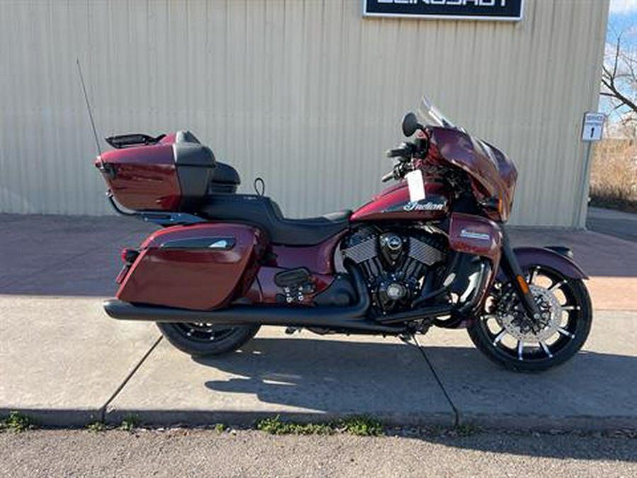 2024 Indian Motorcycle Roadmaster® Dark Horse®