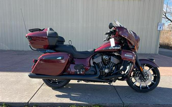 2024 Indian Motorcycle Roadmaster® Dark Horse®