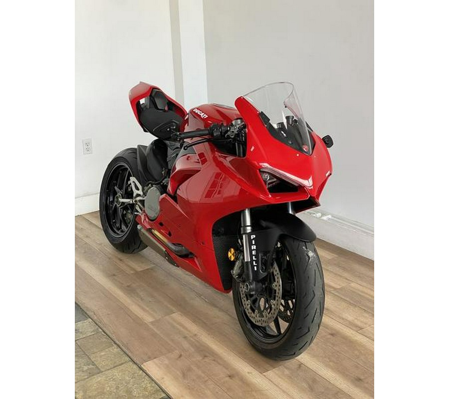 2020 Ducati Panigale V2 Ducati Red