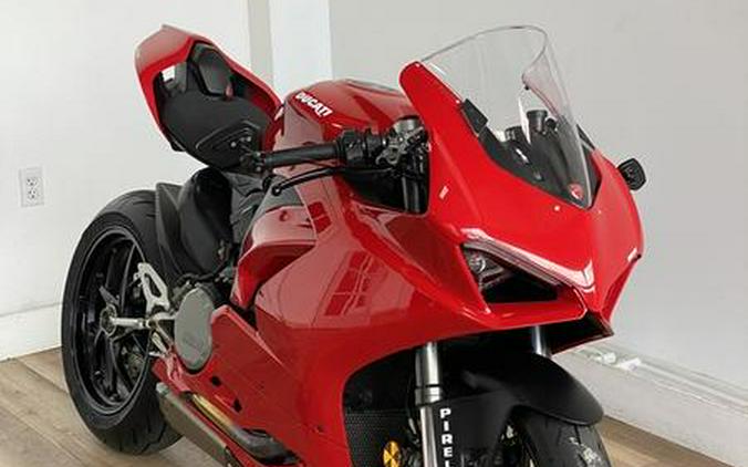 2020 Ducati Panigale V2 Ducati Red