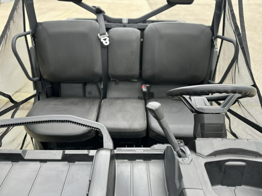 2025 Can-Am Defender DPS HD9