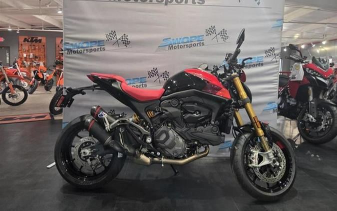 2026 Ducati Monster SP