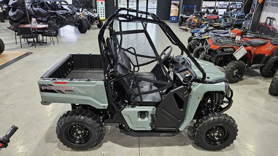 2026 Honda Pioneer 520