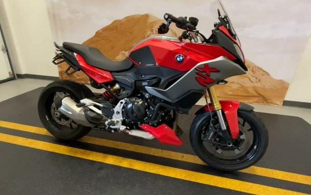 2021 BMW F 900 XR Racing Red