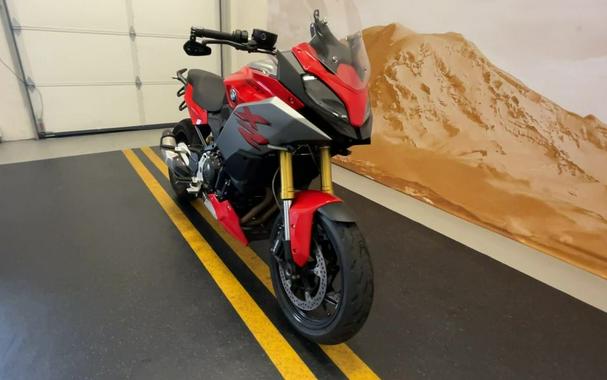 2021 BMW F 900 XR Racing Red