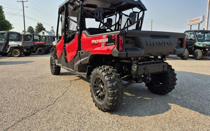 2025 Honda® Pioneer 1000-6 Deluxe Crew