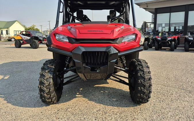 2025 Honda® Pioneer 1000-6 Deluxe Crew