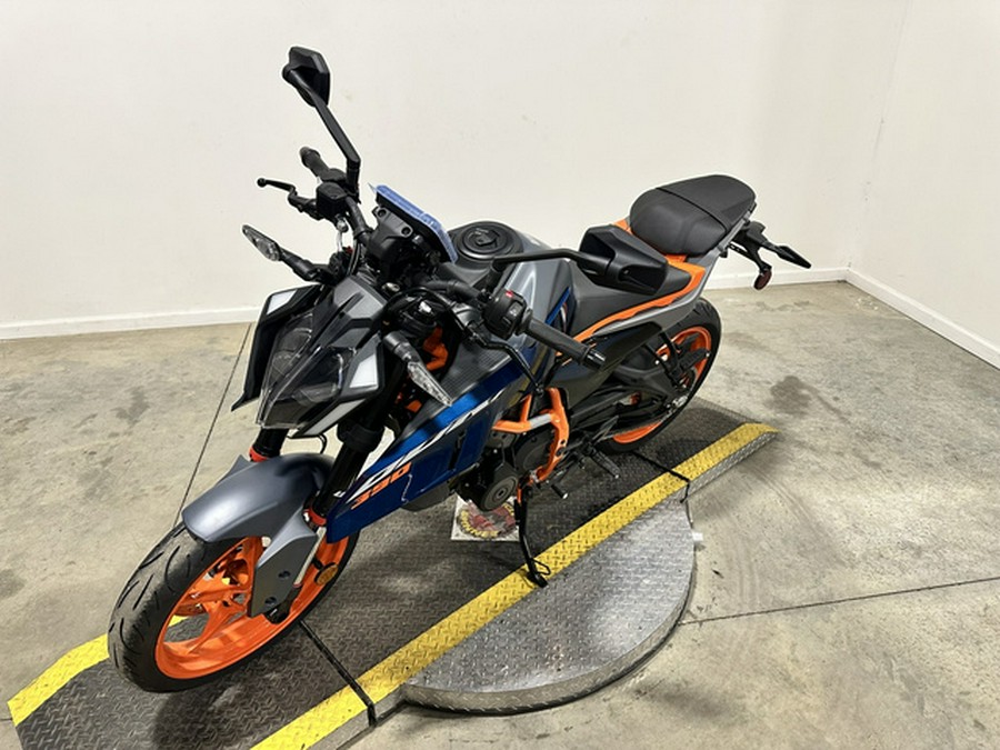 2024 KTM Duke 390