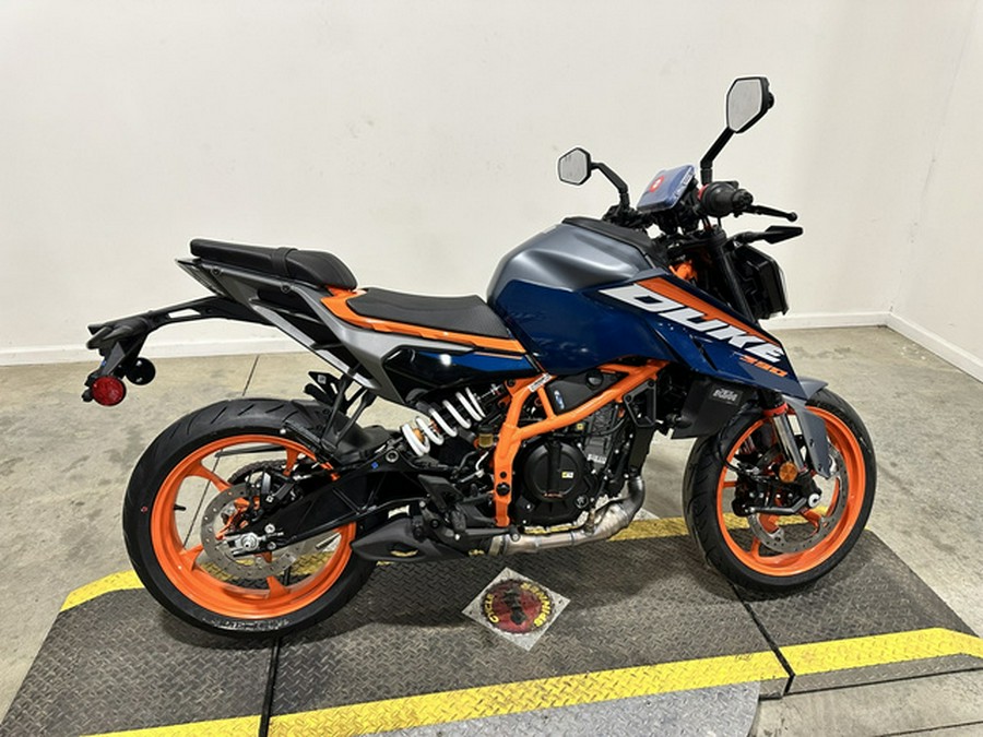2024 KTM Duke 390