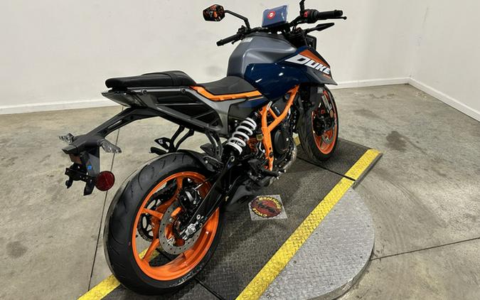 2024 KTM Duke 390