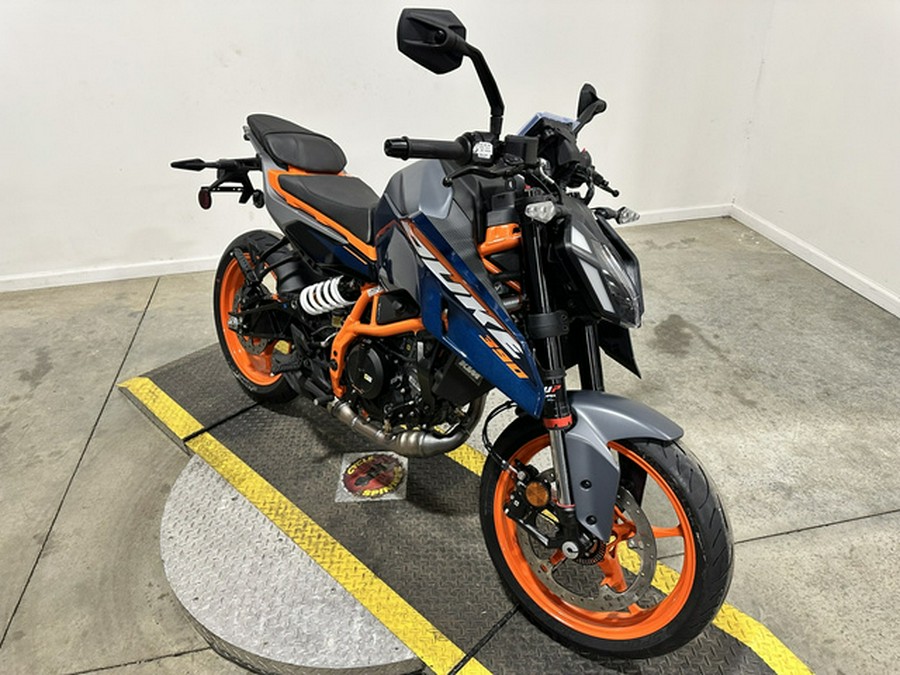2024 KTM Duke 390