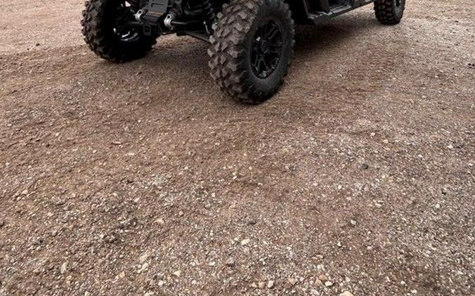 2026 Can-Am® Defender MAX LONE STAR HD11