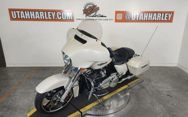 2022 Harley-Davidson Street Glide®